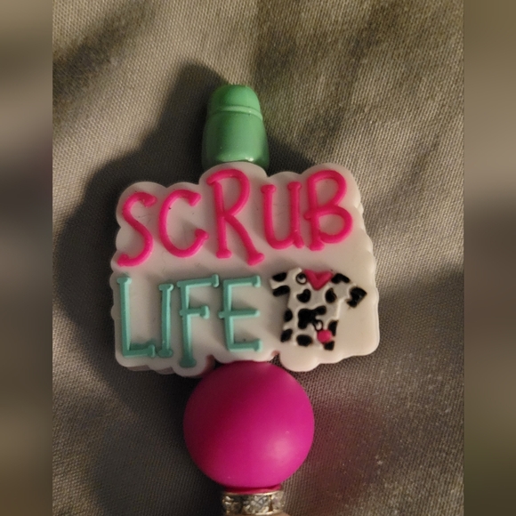 Scrub life Pen/Keychain set - Picture 2 of 3